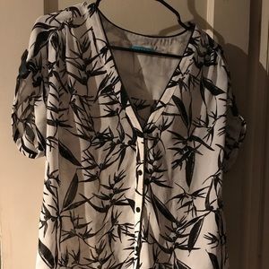 Alice + Olivia white and black top L
